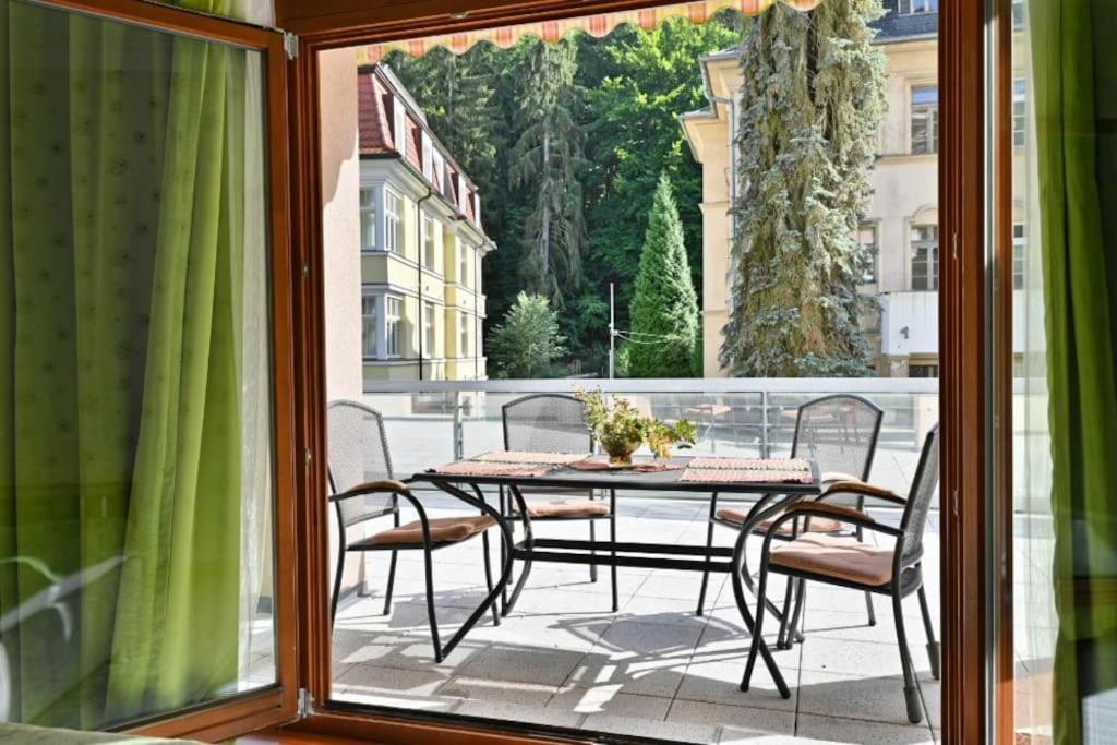 Apartmán Krizikova 4 Karlovy Vary Exteriér fotografie